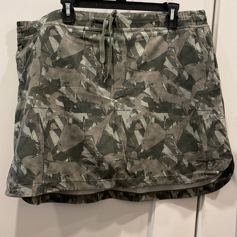 Golf skort